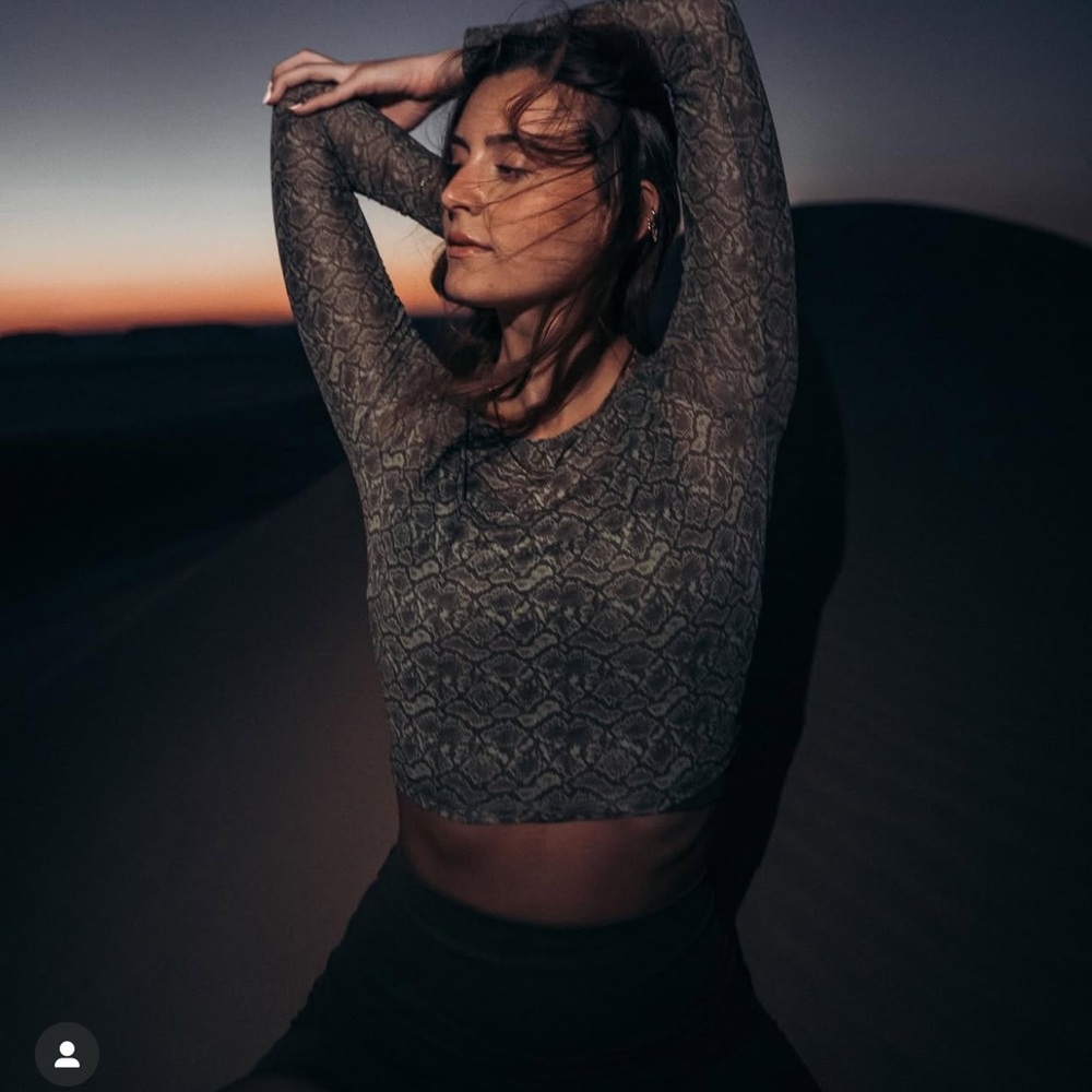 Buffbunny Cairo Crop Top - Black Snake Print - XL